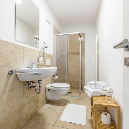 Riemhofer Alter Schlachthof 3* ريغنسبورغ